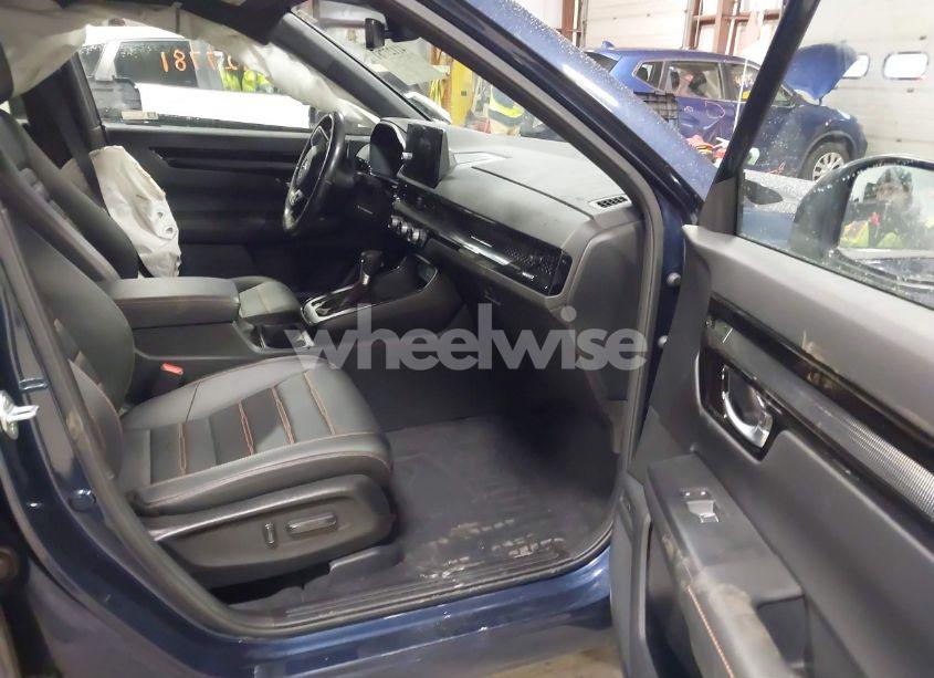 Photo 5 of 2023 Honda Cr-v HYBRID SPORT TOURING (VIN 7FARS6H98PE017782)