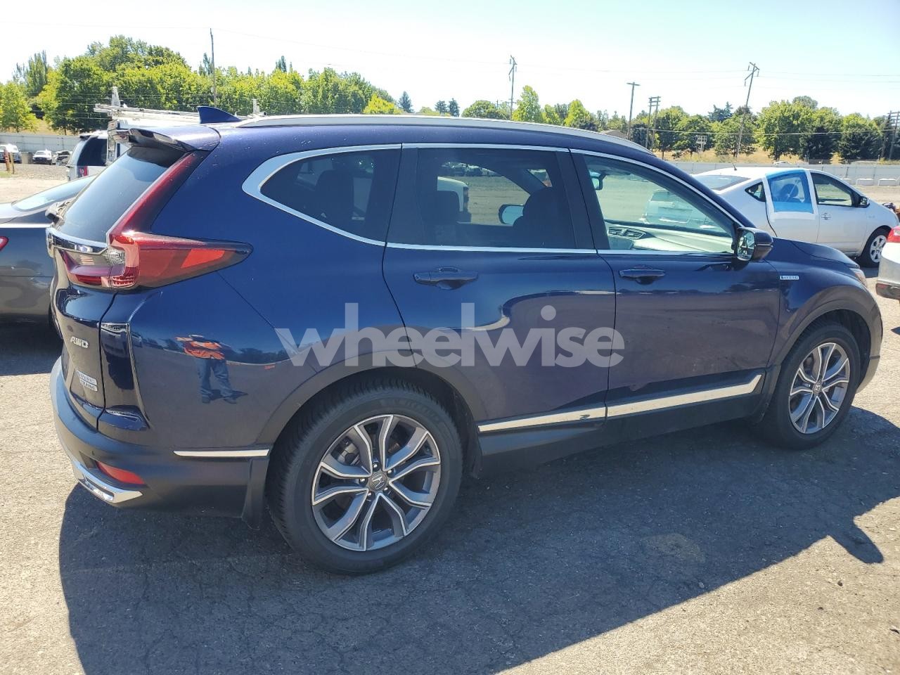 Photo 3 of 2021 HONDA CR-V TOURING (VIN 7FART6H93ME038290)