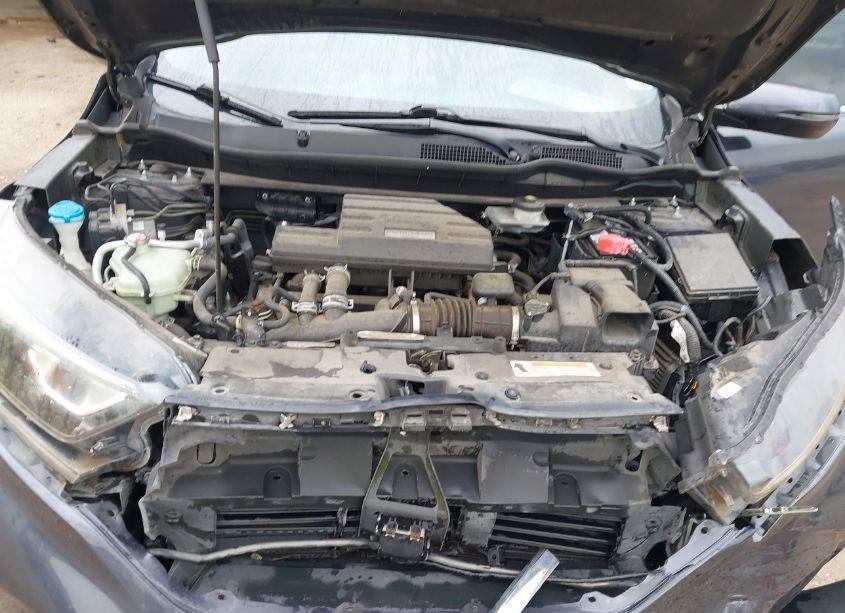 Photo 10 of 2018 Honda Cr-v EX (VIN 7FARW1H50JE015987)