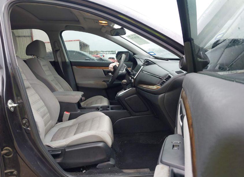 Photo 5 of 2018 Honda Cr-v EX (VIN 7FARW1H50JE015987)