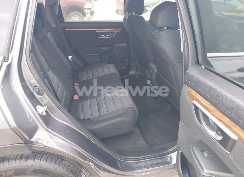 Photo 8 of 2018 Honda Cr-v EX (VIN 7FARW1H51JE004819)