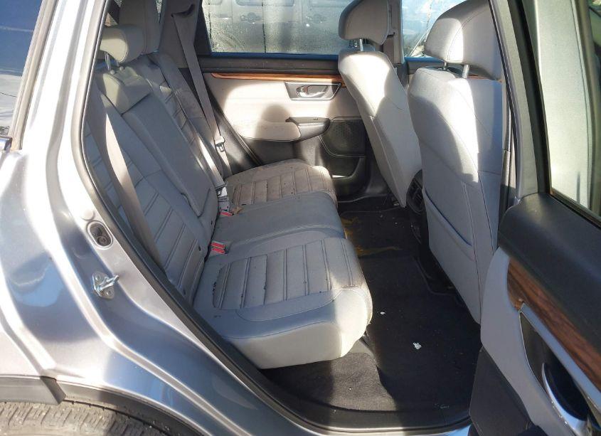 Photo 8 of 2018 Honda Cr-v EX (VIN 7FARW1H51JE006019)