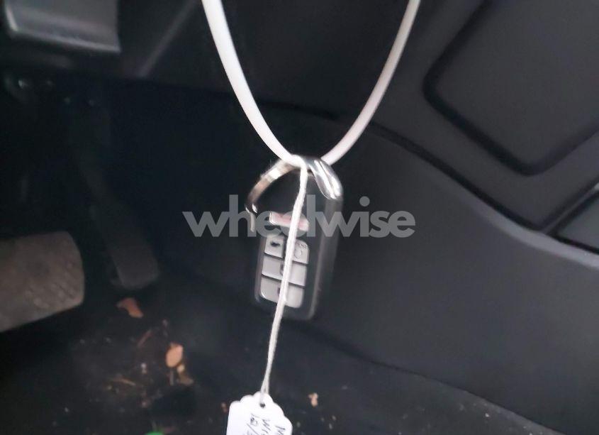 Photo 11 of 2018 Honda Cr-v EX (VIN 7FARW1H51JE023323)