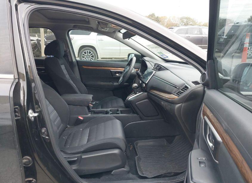 Photo 5 of 2019 Honda Cr-v EX (VIN 7FARW1H52KE016057)