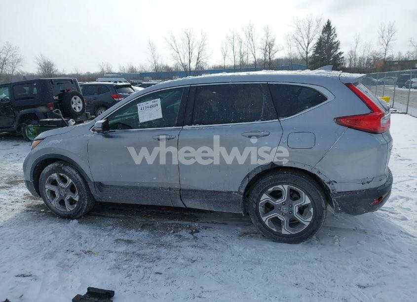 Photo 14 of 2017 Honda Cr-v EX (VIN 7FARW1H54HE015596)