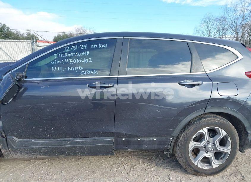 Photo 15 of 2017 Honda Cr-v EX (VIN 7FARW1H56HE010402)