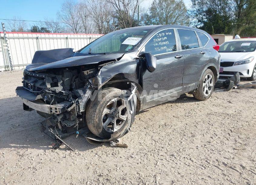 Photo 2 of 2017 Honda Cr-v EX (VIN 7FARW1H56HE010402)