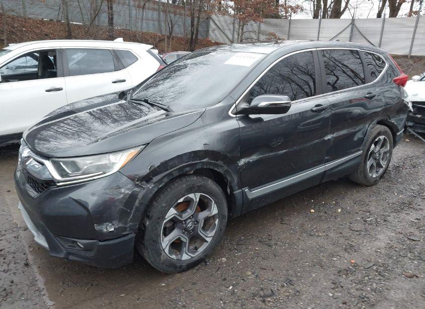 Photo 2 of 2018 Honda Cr-v EX (VIN 7FARW1H56JE036567)