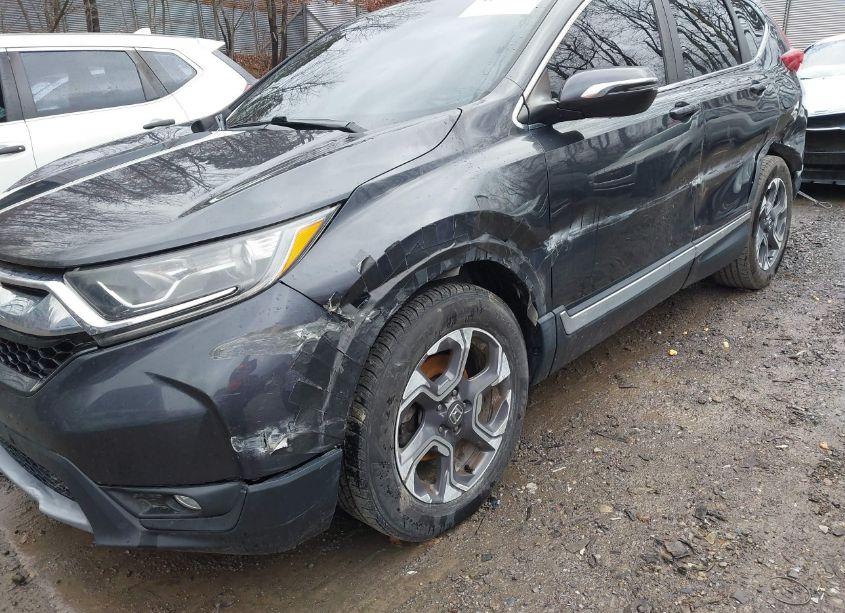 Photo 6 of 2018 Honda Cr-v EX (VIN 7FARW1H56JE036567)