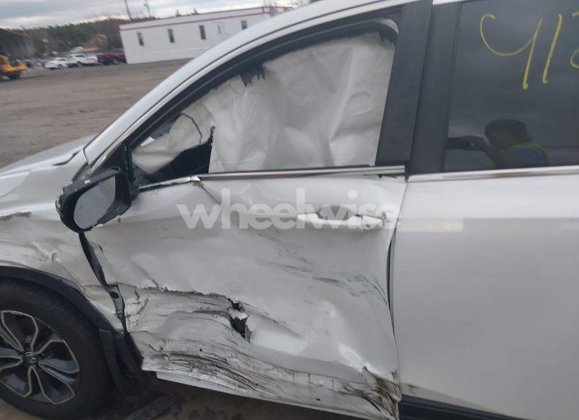 Photo 6 of 2022 Honda Cr-v 2WD EX (VIN 7FARW1H57NE010534)