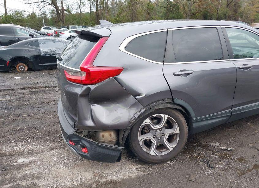 Photo 6 of 2017 Honda Cr-v EX (VIN 7FARW1H58HE009560)