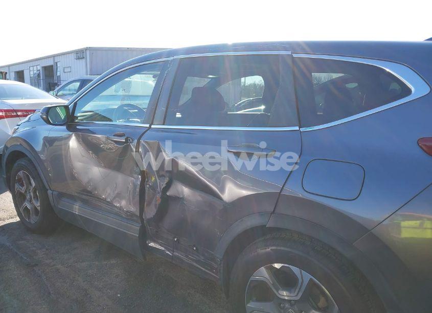 Photo 14 of 2017 Honda Cr-v EX (VIN 7FARW1H58HE043255)