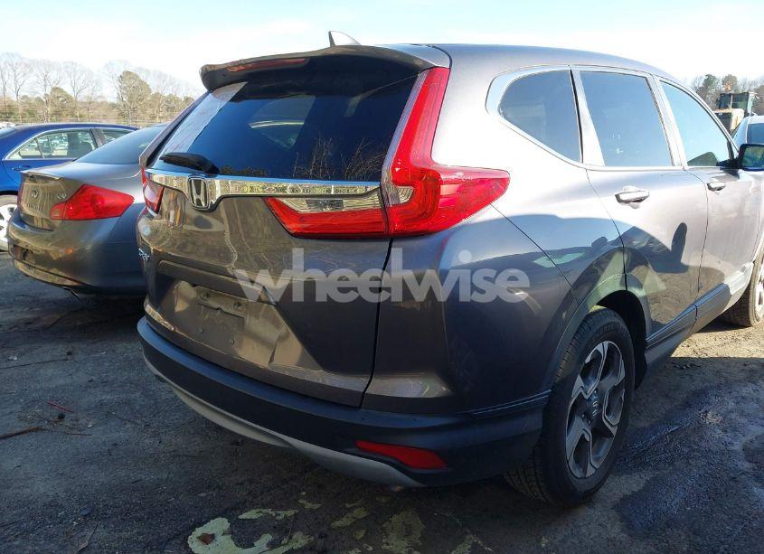 Photo 4 of 2017 Honda Cr-v EX (VIN 7FARW1H58HE043255)