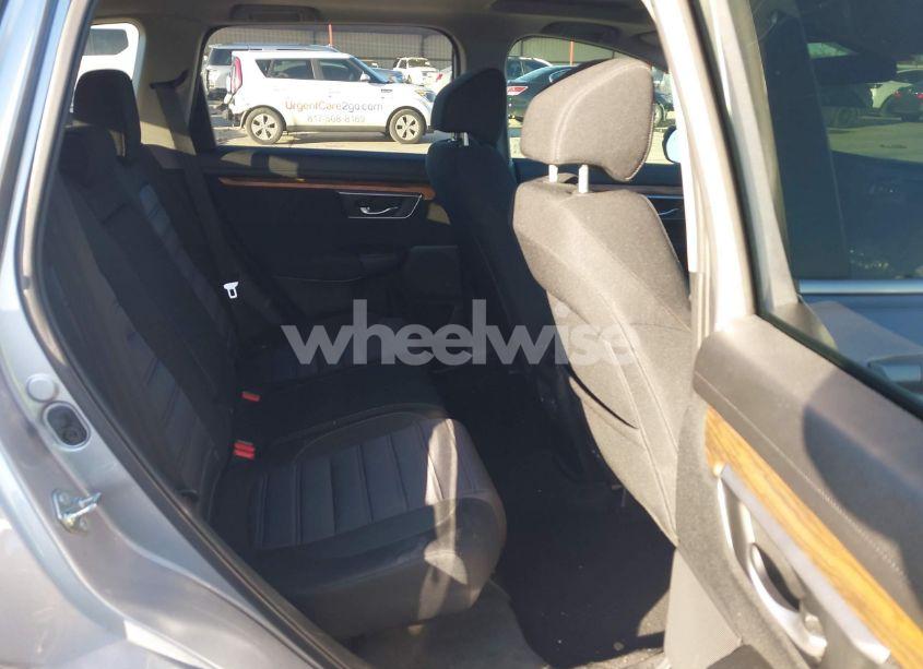 Photo 8 of 2018 Honda Cr-v EX (VIN 7FARW1H58JE003179)