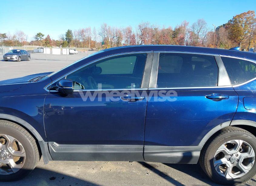 Photo 14 of 2018 Honda Cr-v EX (VIN 7FARW1H59JE043769)