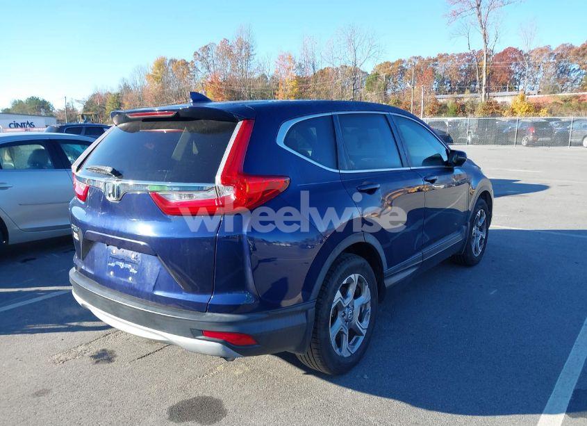 Photo 4 of 2018 Honda Cr-v EX (VIN 7FARW1H59JE043769)