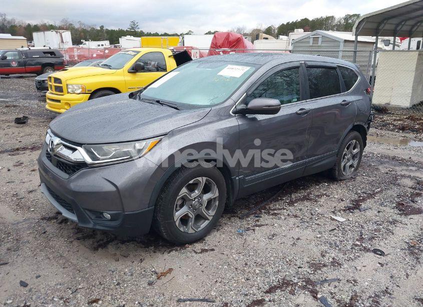 Photo 2 of 2018 Honda Cr-v EX (VIN 7FARW1H59JE052567)