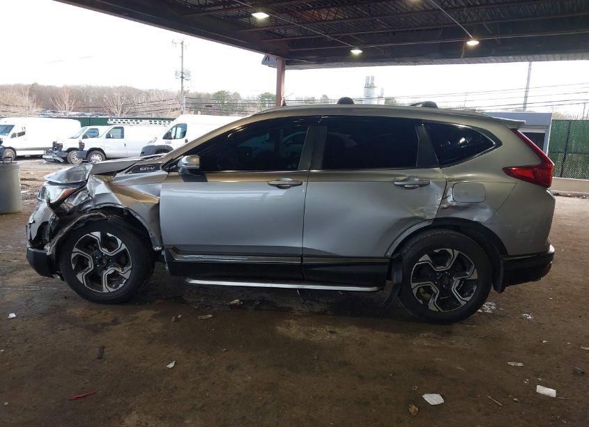 Photo 14 of 2018 Honda Cr-v EX (VIN 7FARW1H5XJE023983)