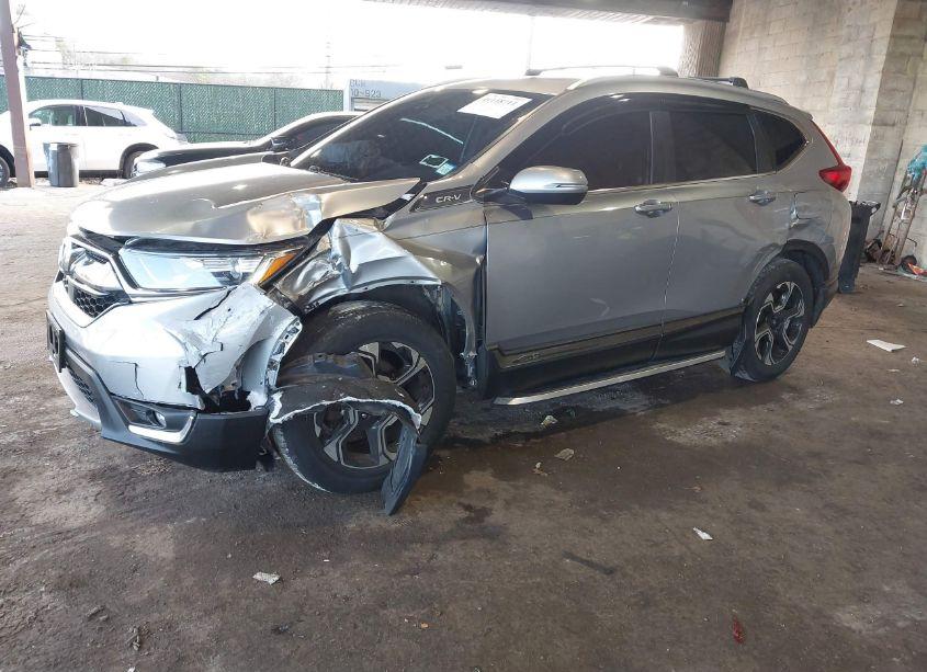 Photo 2 of 2018 Honda Cr-v EX (VIN 7FARW1H5XJE023983)