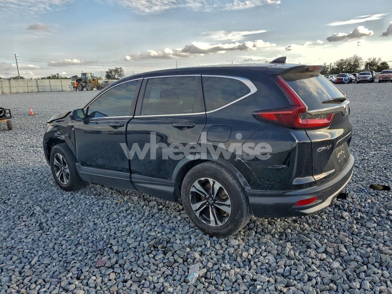 Photo 2 of 2021 HONDA CR-V SE (VIN 7FARW1H75ME014758)