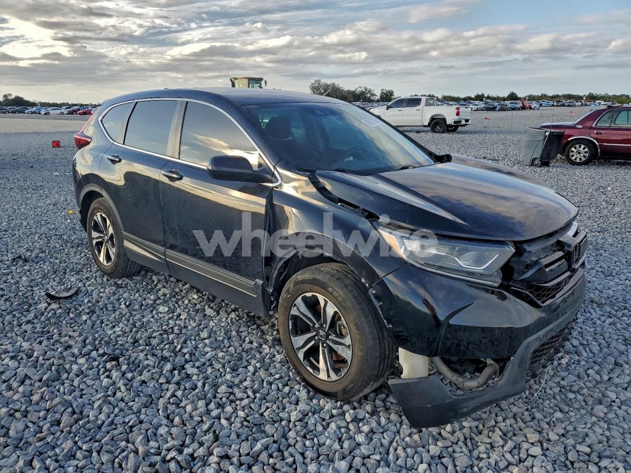 Photo 4 of 2021 HONDA CR-V SE (VIN 7FARW1H75ME014758)