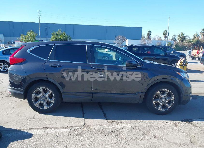 Photo 13 of 2018 Honda Cr-v EX-L/EX-L NAVI (VIN 7FARW1H80JE011934)