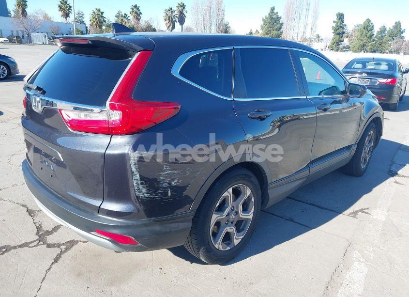 Photo 4 of 2018 Honda Cr-v EX-L/EX-L NAVI (VIN 7FARW1H80JE011934)