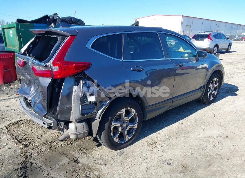 Photo 4 of 2018 Honda Cr-v EX-L/EX-L NAVI (VIN 7FARW1H80JE031889)