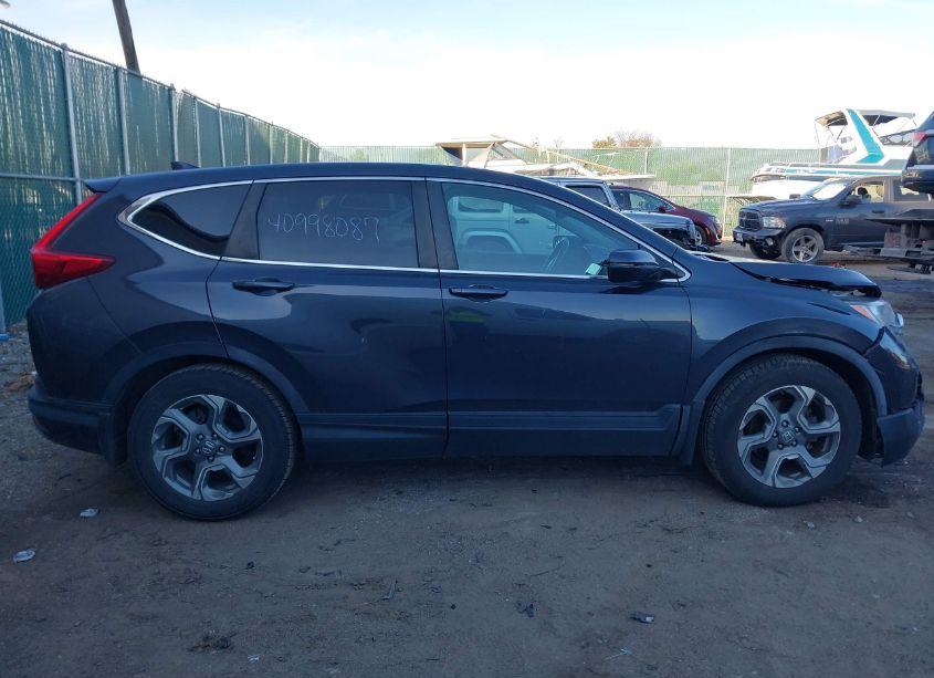 Photo 13 of 2018 Honda Cr-v EX-L/EX-L NAVI (VIN 7FARW1H81JE008928)