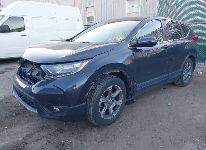 Photo 2 of 2018 Honda Cr-v EX-L/EX-L NAVI (VIN 7FARW1H81JE008928)