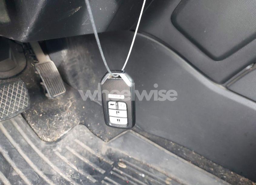 Photo 11 of 2018 Honda Cr-v EX-L/EX-L NAVI (VIN 7FARW1H82JE035152)