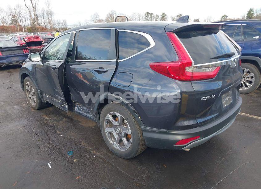 Photo 3 of 2018 Honda Cr-v EX-L/EX-L NAVI (VIN 7FARW1H82JE040139)