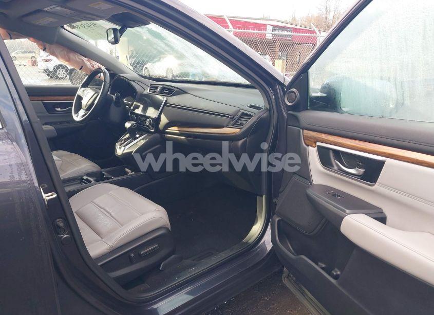 Photo 5 of 2018 Honda Cr-v EX-L/EX-L NAVI (VIN 7FARW1H82JE040139)