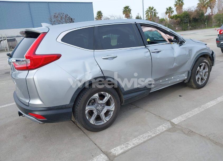 Photo 4 of 2018 Honda Cr-v EX-L/EX-L NAVI (VIN 7FARW1H84JE015615)