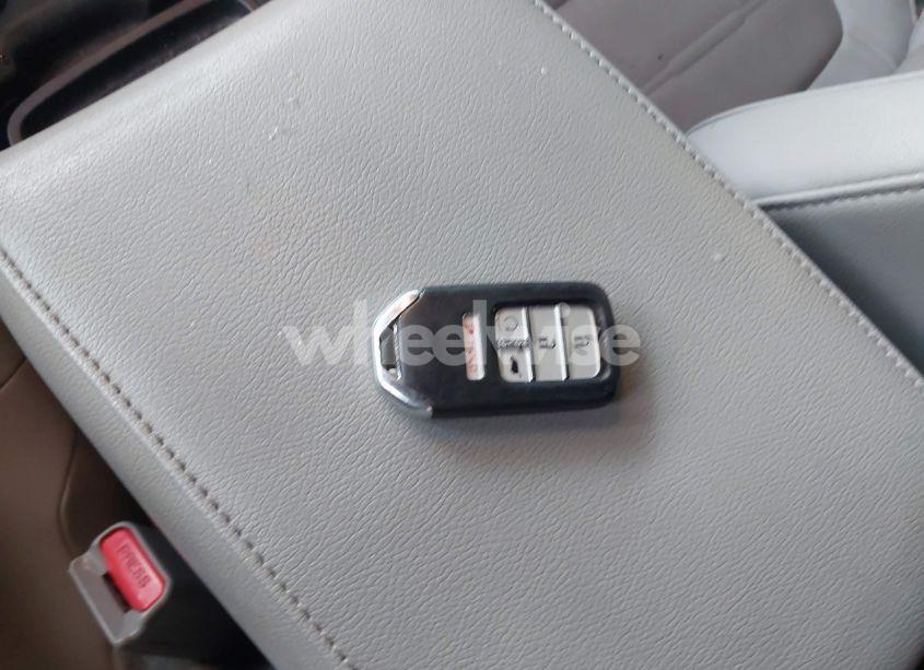 Photo 11 of 2018 Honda Cr-v EX-L/EX-L NAVI (VIN 7FARW1H89JE012015)