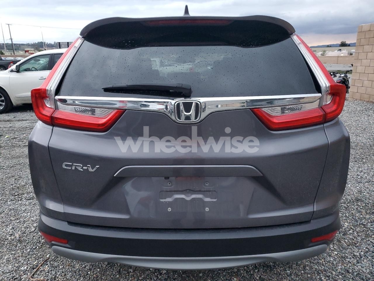 Photo 6 of 2018 HONDA CR-V EXL (VIN 7FARW1H89JE021927)