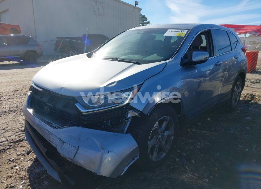 Photo 2 of 2018 Honda Cr-v EX-L/EX-L NAVI (VIN 7FARW1H8XJE034699)