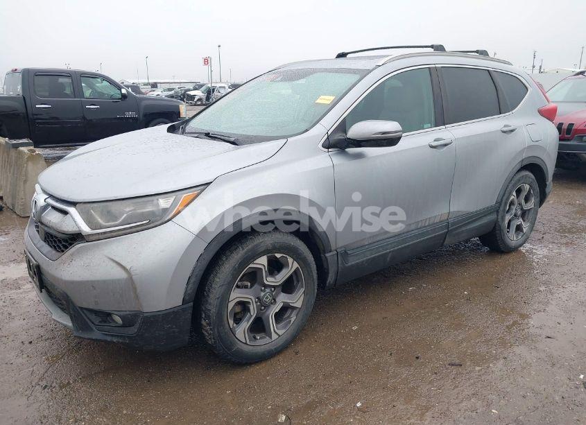 Photo 2 of 2018 Honda Cr-v EX-L/EX-L NAVI (VIN 7FARW1H8XJE048635)