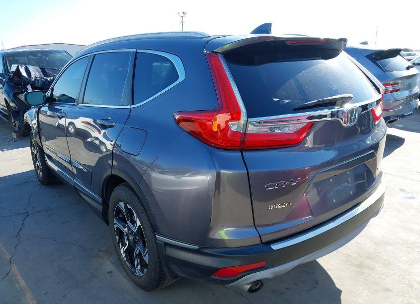 Photo 3 of 2018 Honda Cr-v TOURING (VIN 7FARW1H90JE003857)