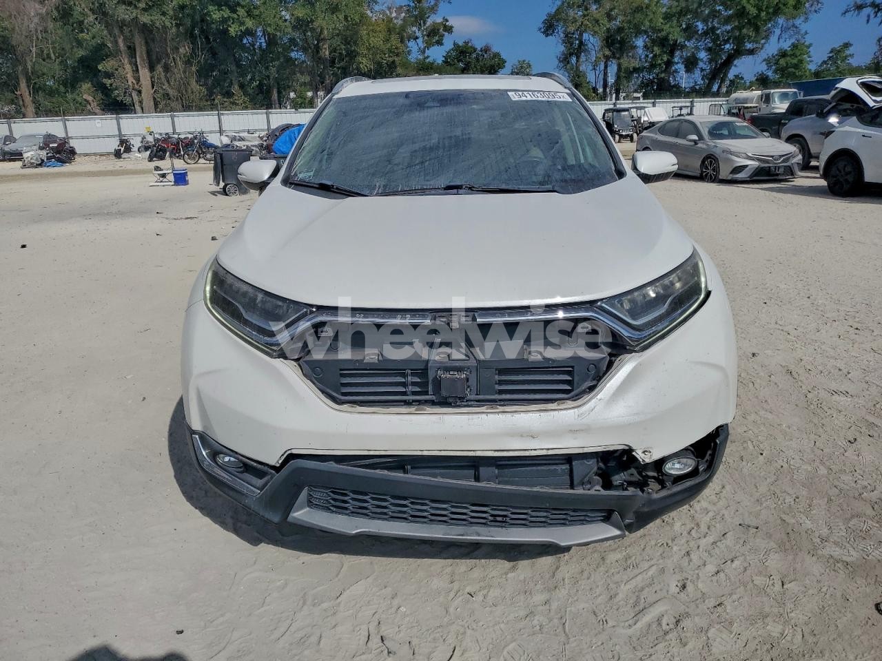 Photo 5 of 2019 HONDA CR-V TOURING (VIN 7FARW1H93KE008617)