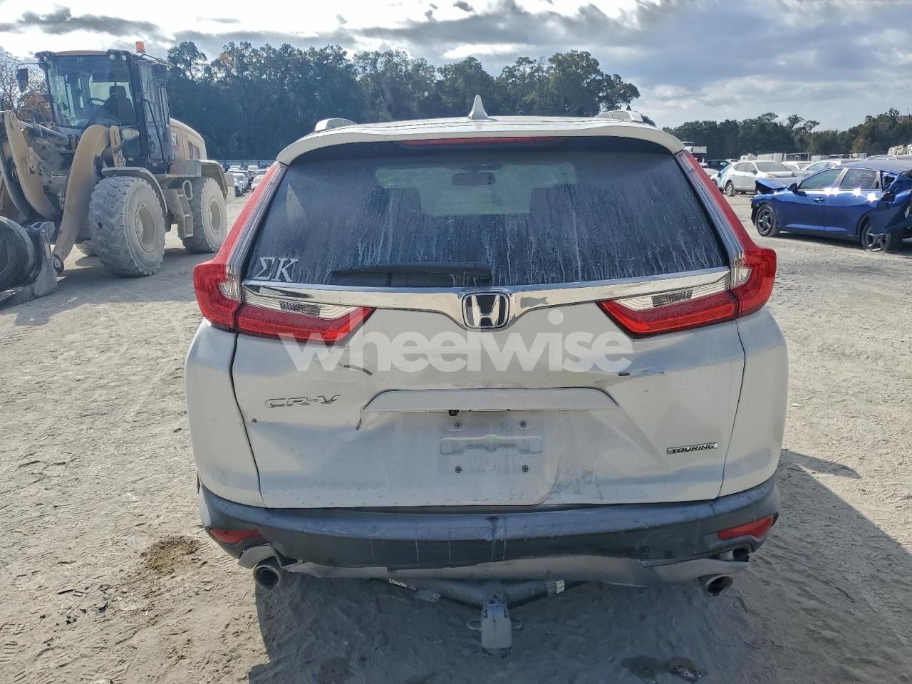 Photo 6 of 2019 HONDA CR-V TOURING (VIN 7FARW1H93KE008617)