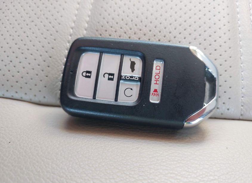 Photo 11 of 2019 Honda Cr-v TOURING (VIN 7FARW1H93KE016376)