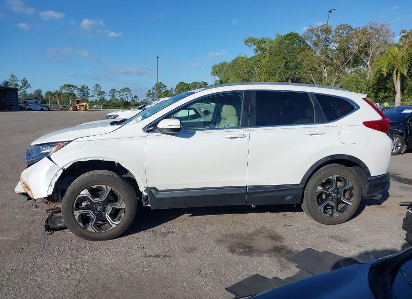 Photo 15 of 2019 Honda Cr-v TOURING (VIN 7FARW1H93KE016376)