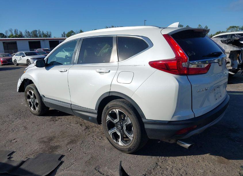 Photo 3 of 2019 Honda Cr-v TOURING (VIN 7FARW1H93KE016376)