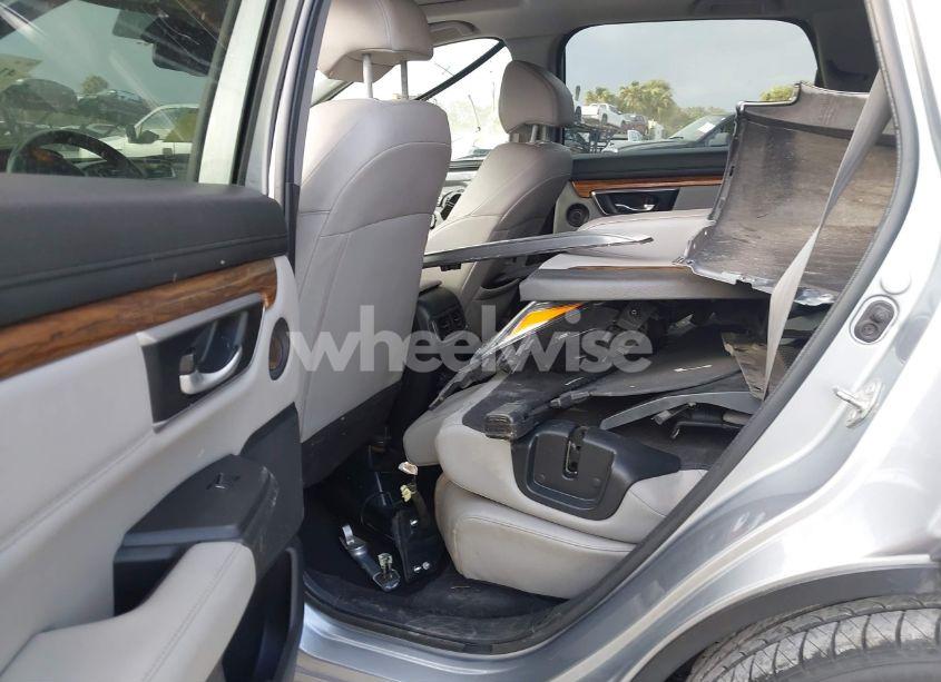 Photo 8 of 2018 Honda Cr-v TOURING (VIN 7FARW1H97JE055342)