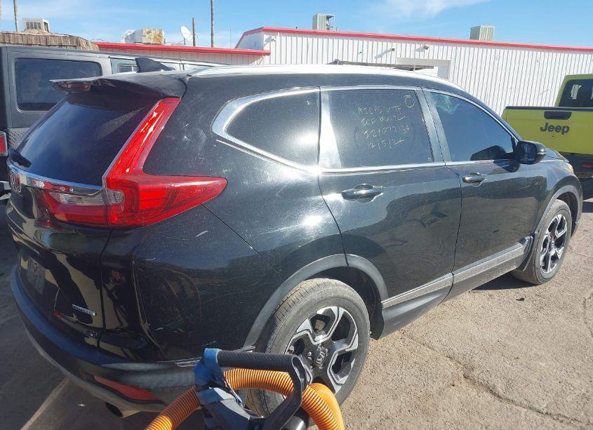 Photo 4 of 2017 Honda Cr-v TOURING (VIN 7FARW1H98HE028760)