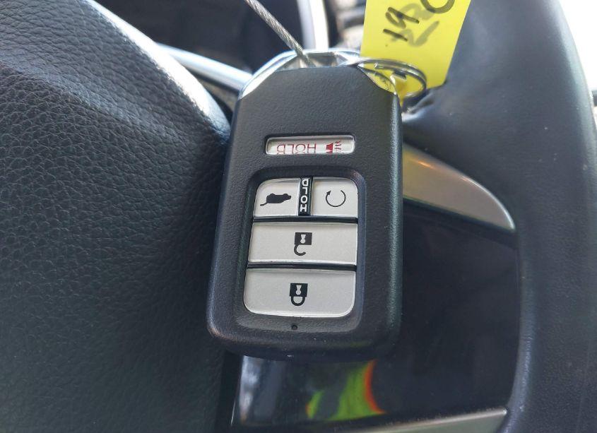 Photo 11 of 2019 Honda Cr-v TOURING (VIN 7FARW1H98KE014879)