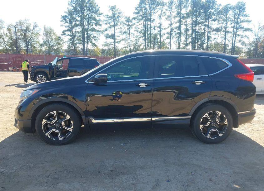 Photo 14 of 2019 Honda Cr-v TOURING (VIN 7FARW1H98KE014879)
