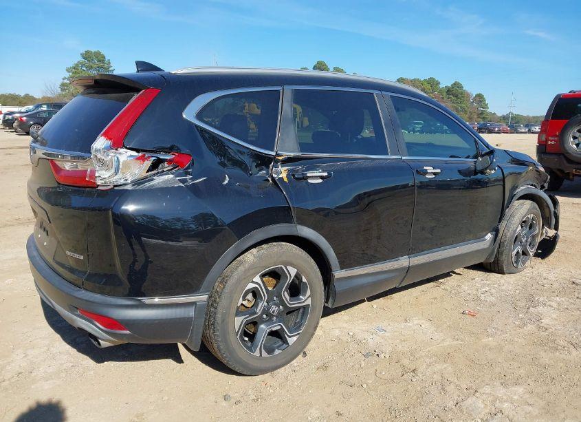 Photo 4 of 2019 Honda Cr-v TOURING (VIN 7FARW1H98KE014879)