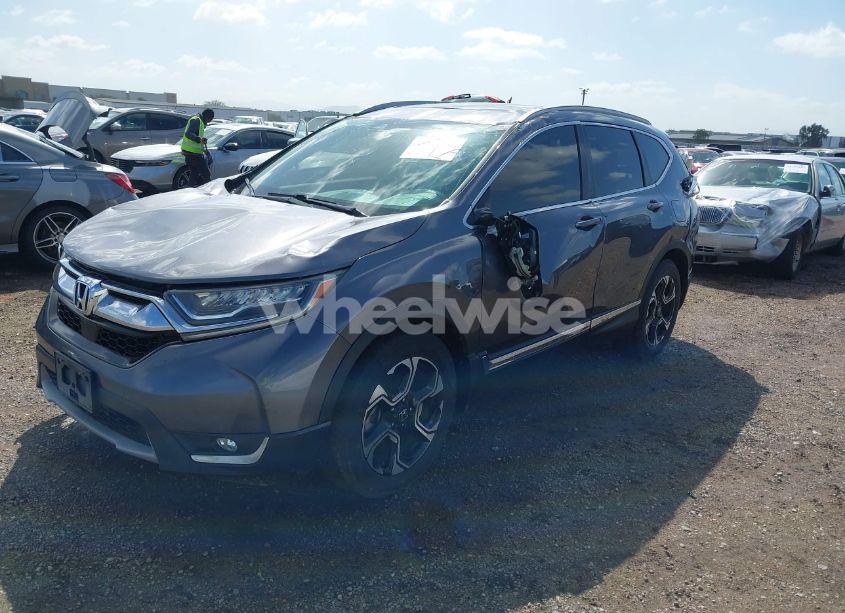 Photo 2 of 2019 Honda Cr-v TOURING (VIN 7FARW1H99KE005270)